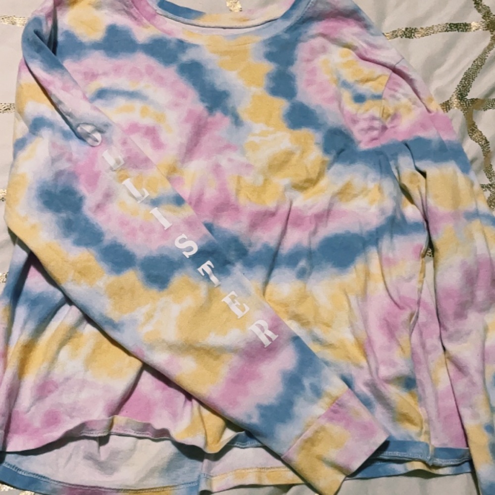 Hollister tie dye crop long sleeve